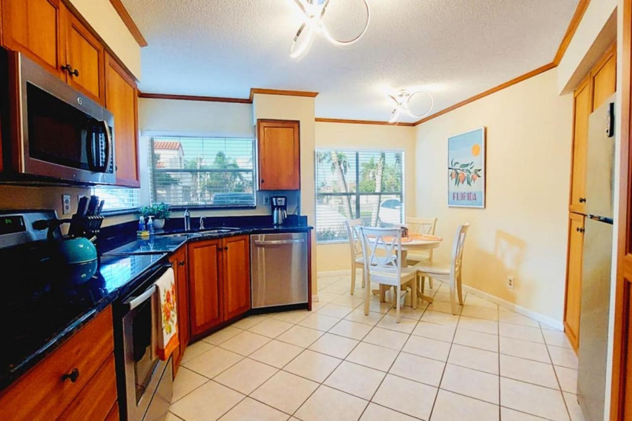 Paradise Sol 2Bd2Ba Condo On Golf Course Near Bch St. Petersburg Exterior foto